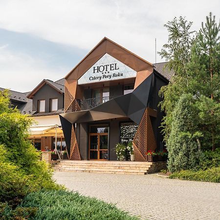 Hotel Cztery Pory Roku Głogów Małopolski Exterior foto