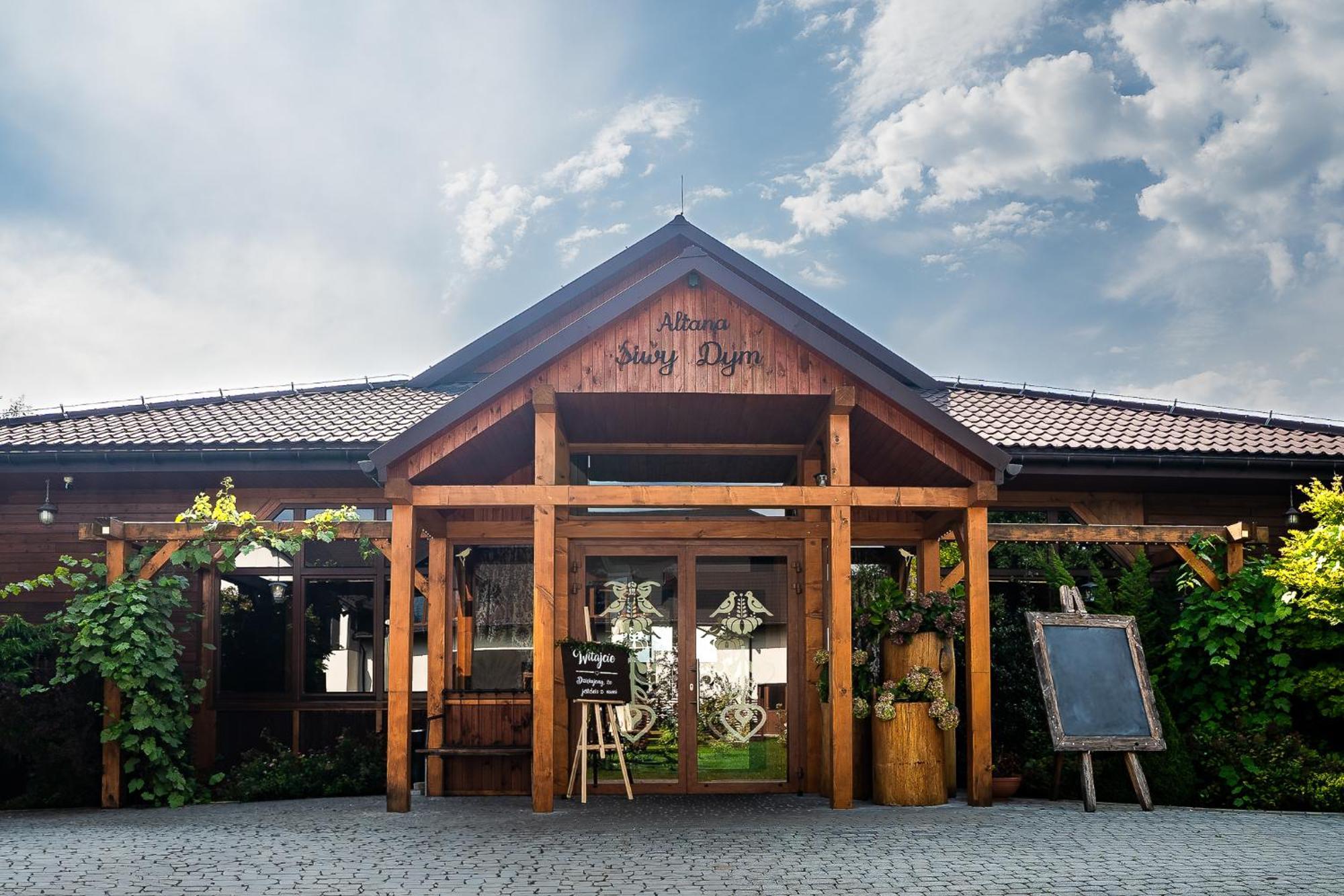Hotel Cztery Pory Roku Głogów Małopolski Exterior foto